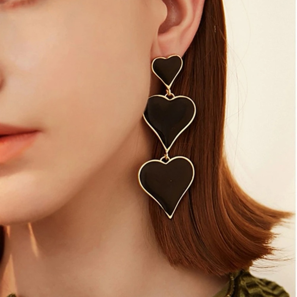 ❤️ Awesome Various Size Hearts Tassel Dangle Stud Earrings ❤️ - Picture 1 of 11